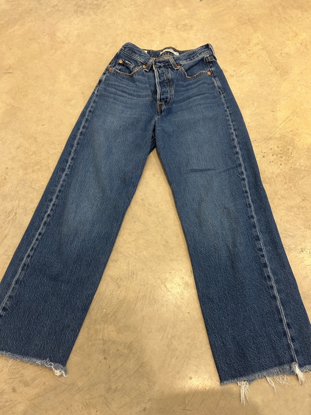 Levi's Wide-Leg Jeans in Dark Blue Denim